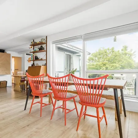 3 Bedroom Beautiful In * Ølsted