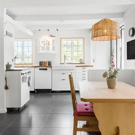 Ferienhaus 3 Bedroom Beautiful In Ølsted