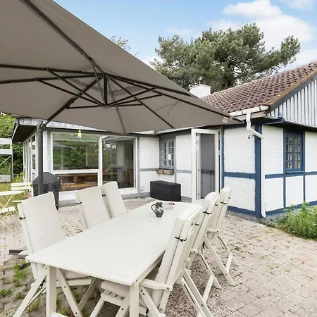 3 Bedroom Beautiful In Ølsted