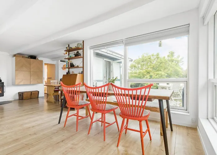 3 Bedroom Beautiful In * Ølsted