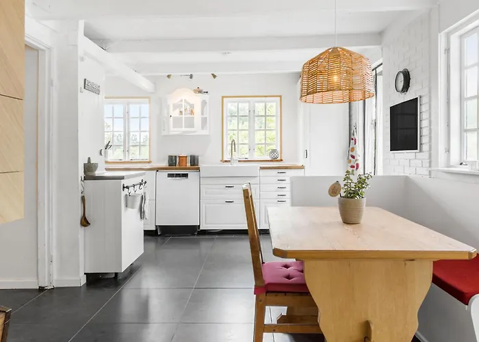 بيت للعطل 3 Bedroom Beautiful In Ølsted