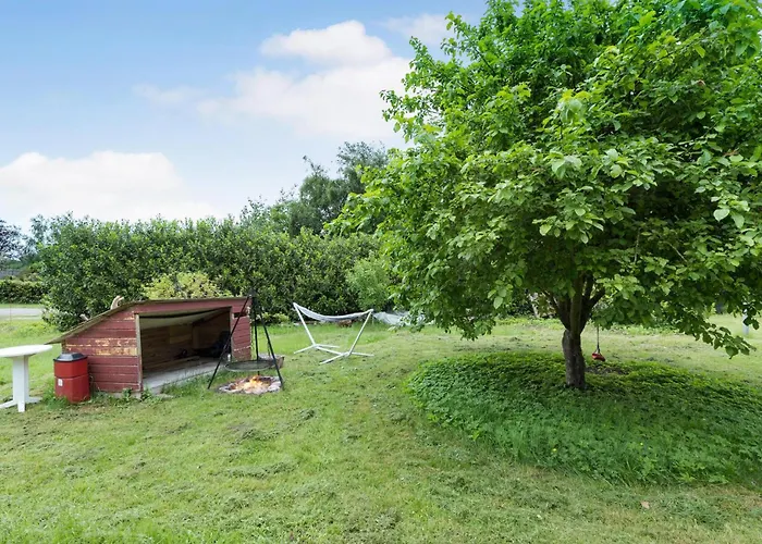 3 Bedroom Beautiful In * Ølsted
